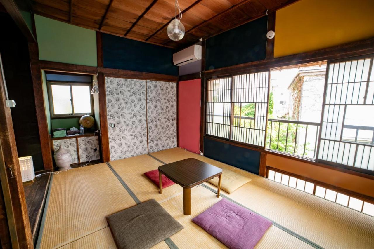 Sacra Guest house *