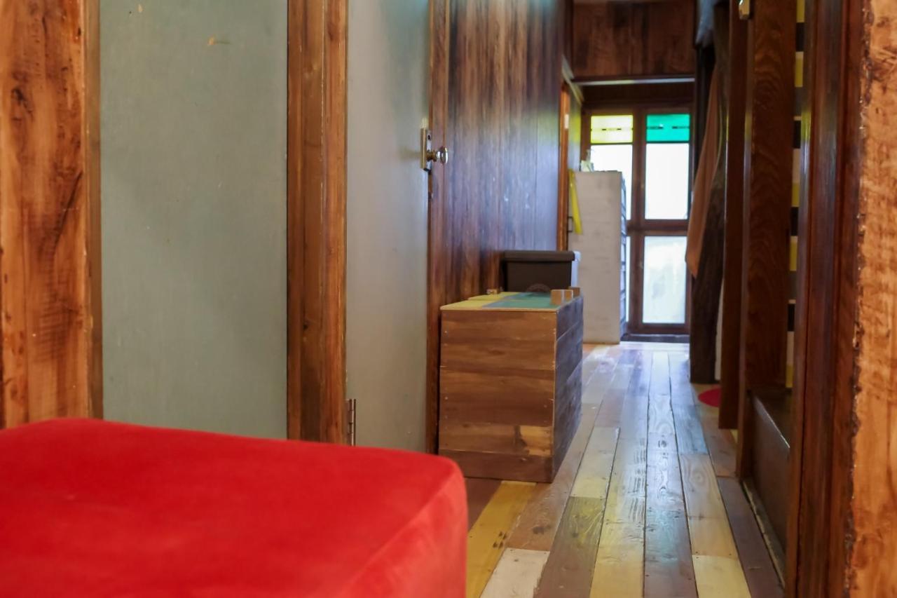 Sacra Guest house *